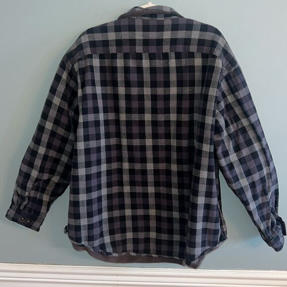 Men’s XL Heavyweight Flannel fleece lined jacket Shacket gray and black plaid - Picture 11 of 13